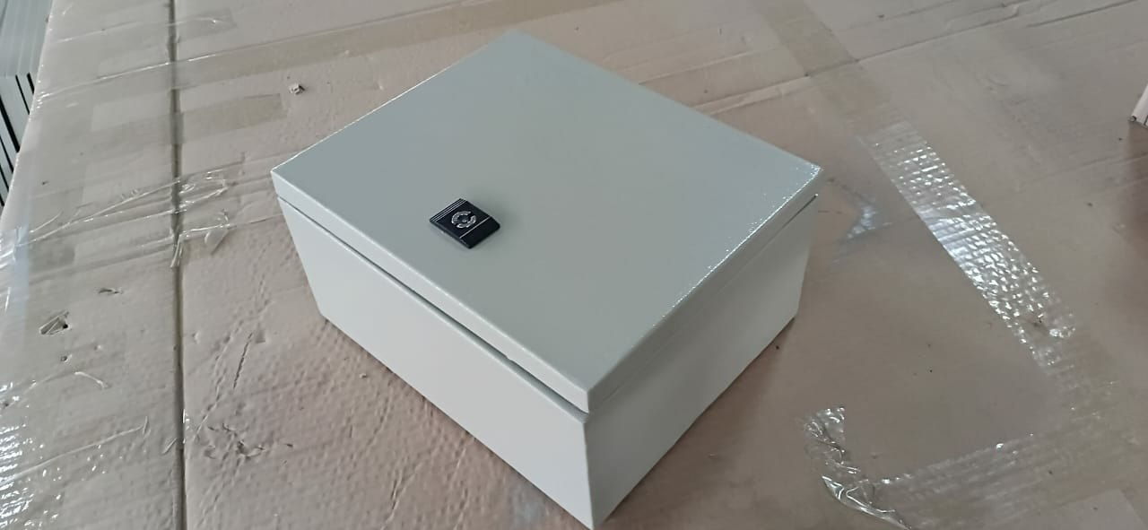 METAL BOARD- 300H*250Wx150Dmm